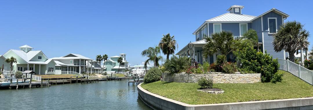Easy Coastal Living In Rockport, Texas